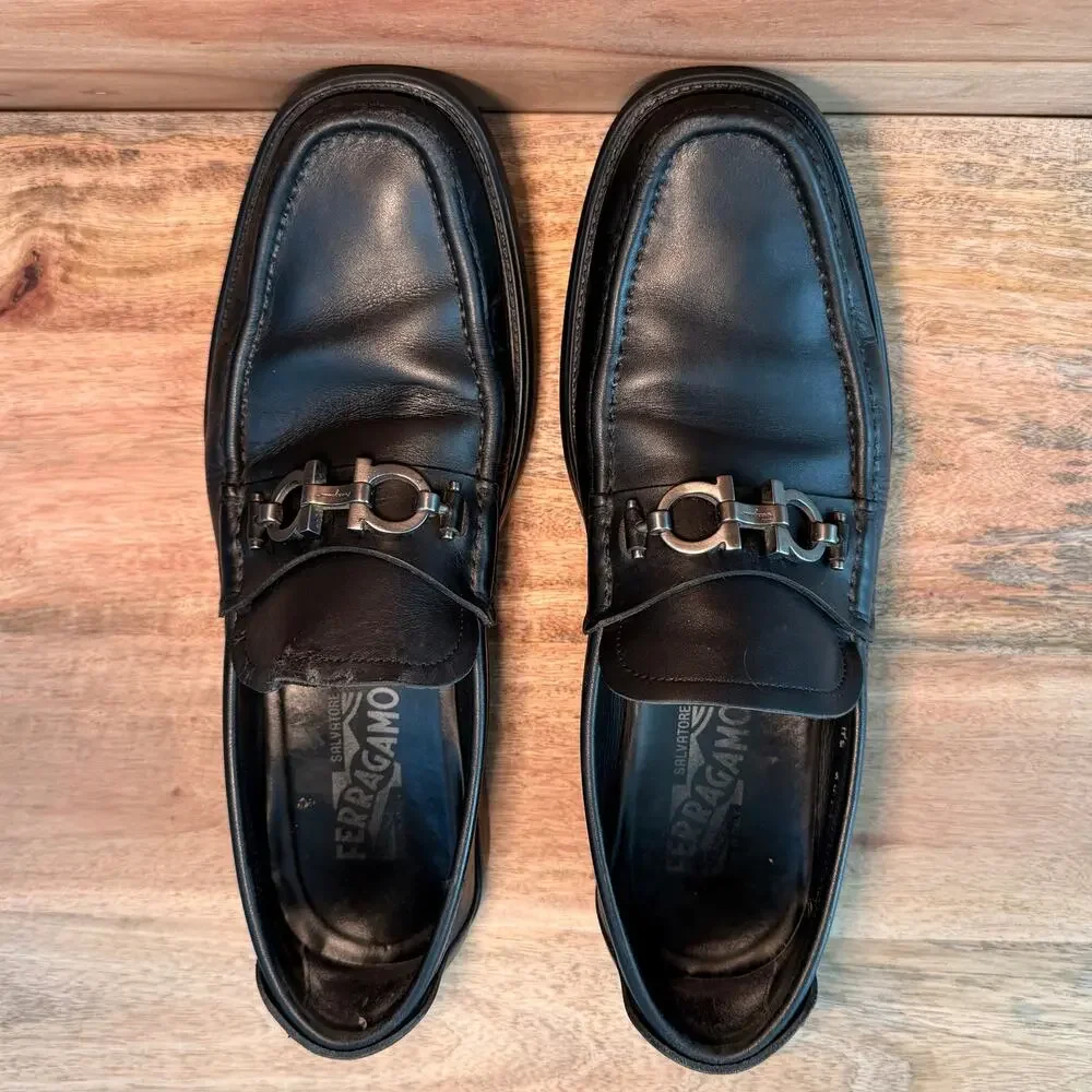 SALVATORE FERRAGAMO Men's US 9 - D Gancini Horsebit Master Black Leather Loafer